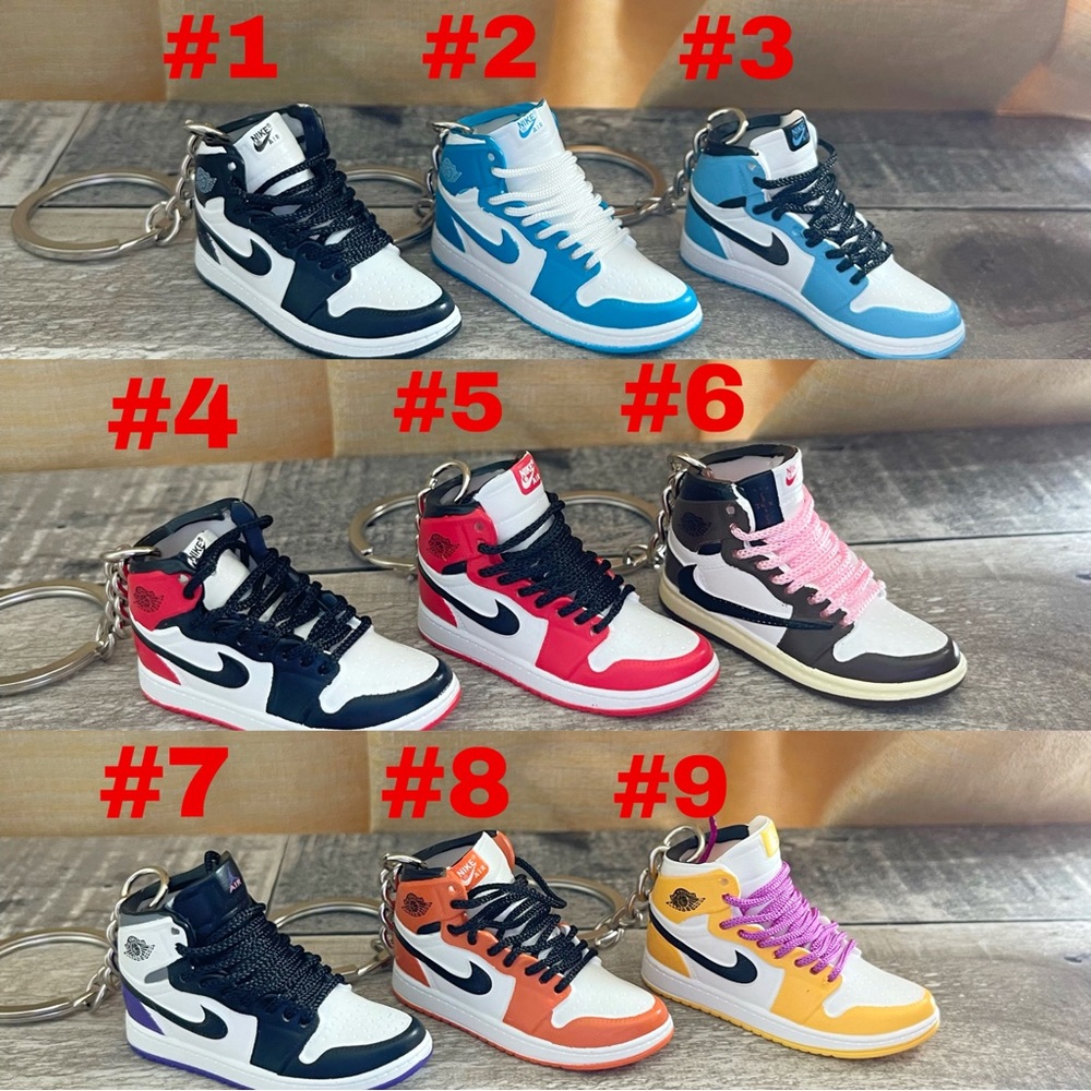 Keychain shoes snickers